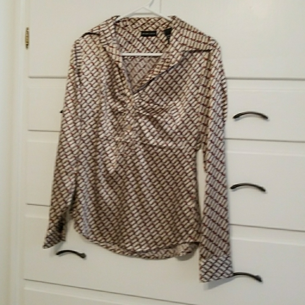 Fitted blouse top
